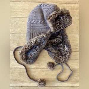Minnie Rose 100% cashmere  and faux fur trapper hat